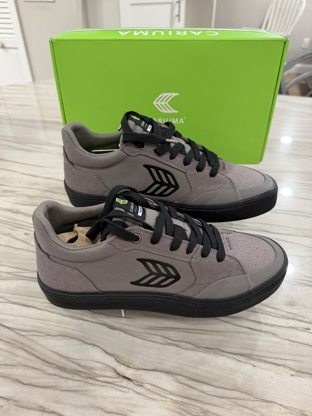 Cariuma Men’s Gray Suede Low-Top Sneakers- Size 9.5